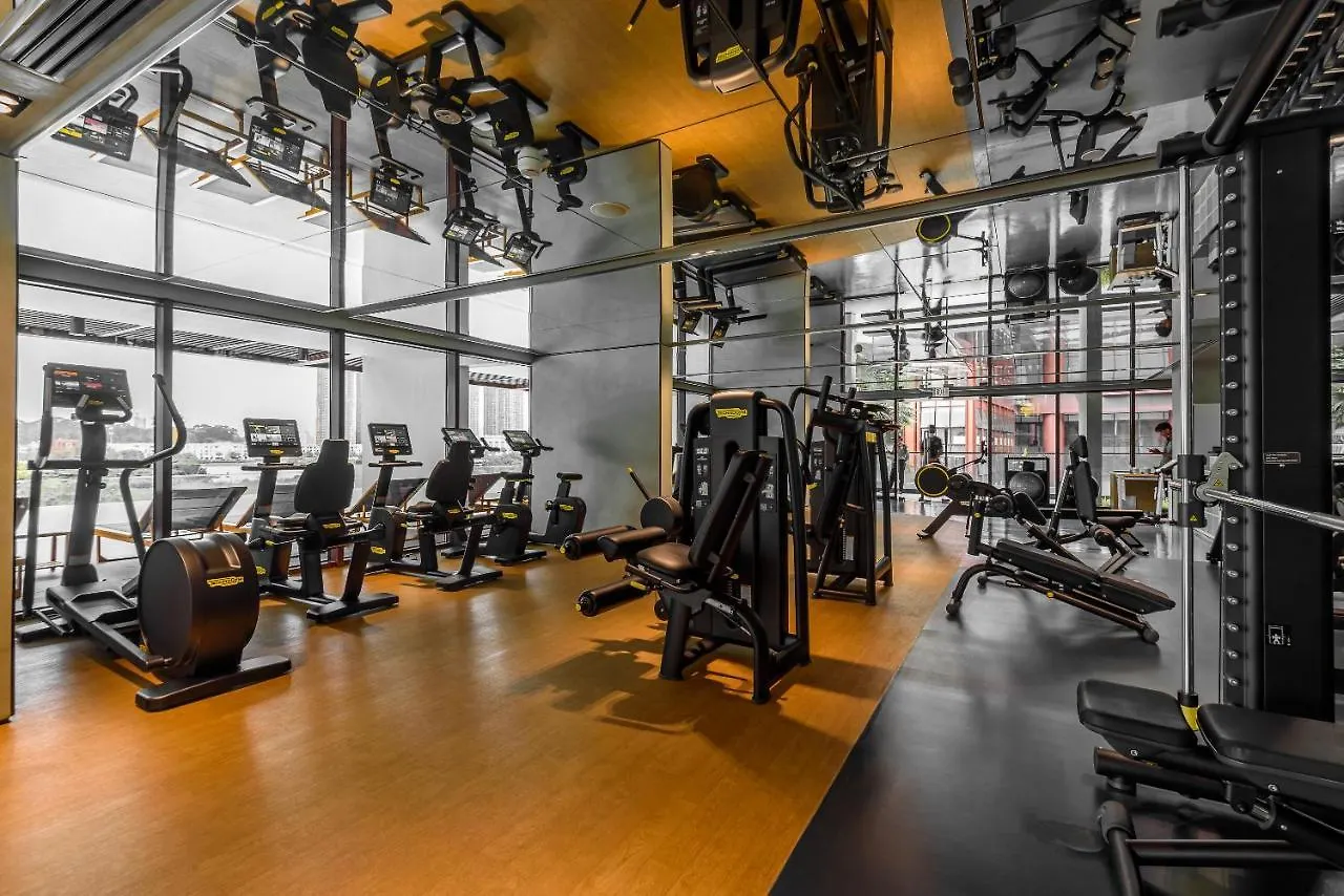 شقة مدينة هوشي منه Metropole Saigon Suites فيتنام